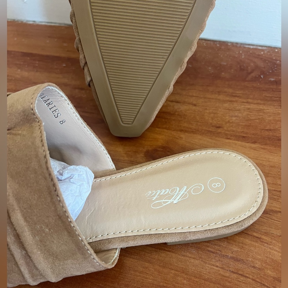 New Tan Beige Women's Mules Abata Shoes Size 8 - Picture 3 of 5